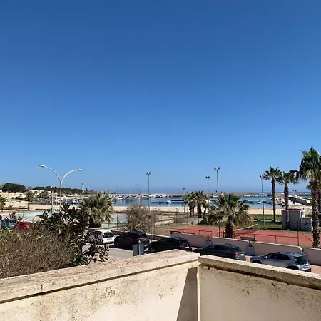 Ciuri Di Fronte Al Mare * San Vito Lo Capo