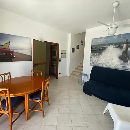 Ciuri Di Fronte Al Mare Сasa de vacaciones